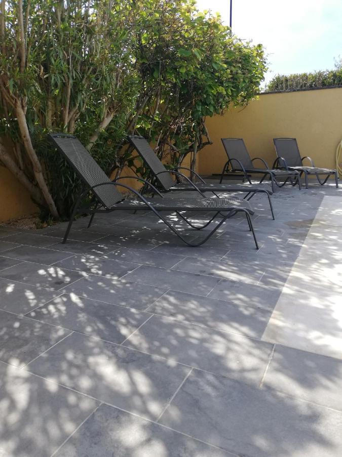 Maison Provencale Spa Sauna Piscine Molleges Exterior foto